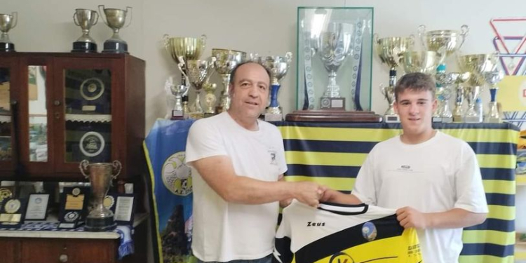 ΜΠΡΑΧΟ ΚΛΕΙΝΤΙ