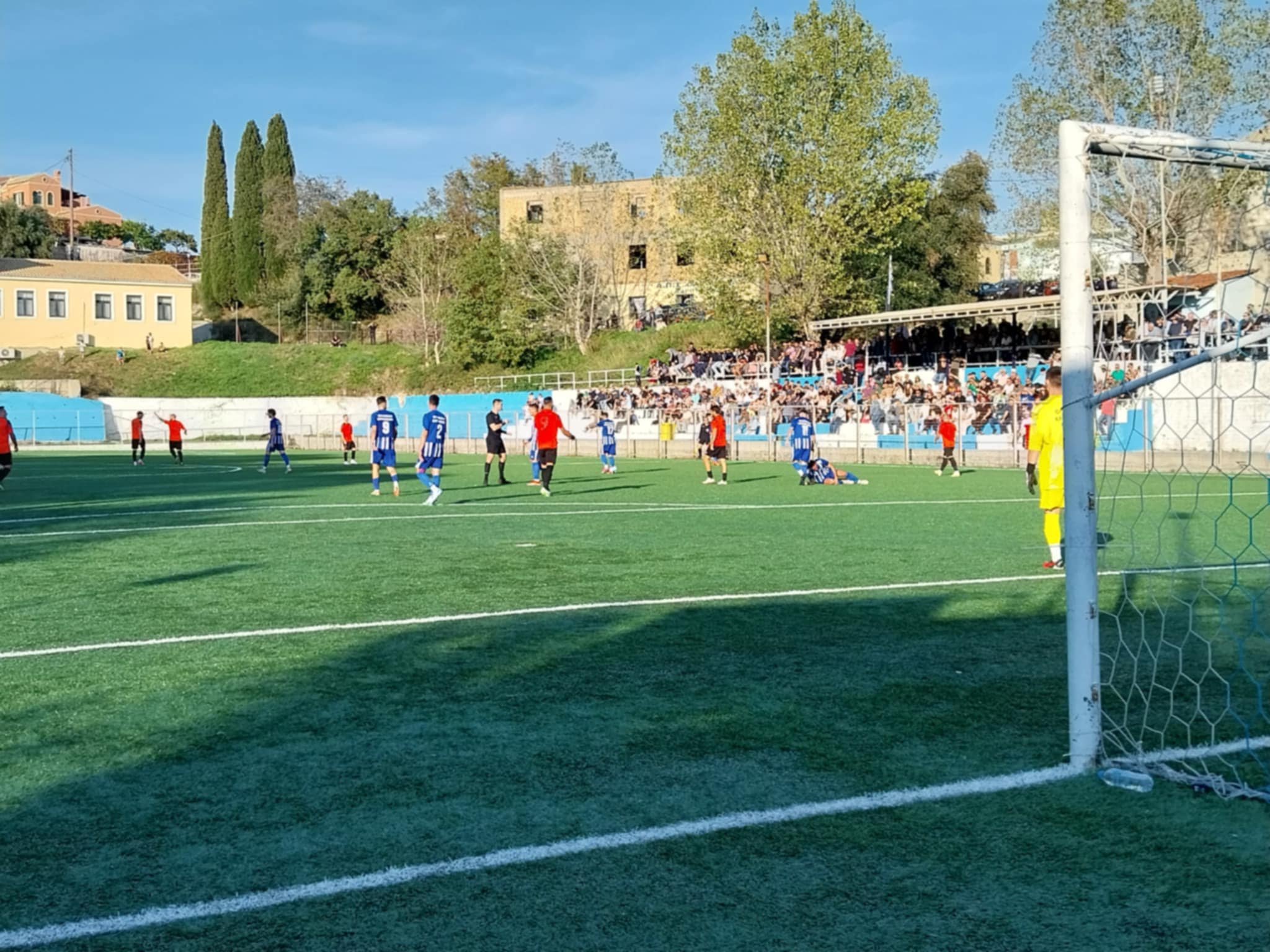 Λευκή ισοπαλία στον αγώνα Ολυμπιάδα Καρουσάδων – Θιναλιακός (Μίνι φωτορεπορτάζ)