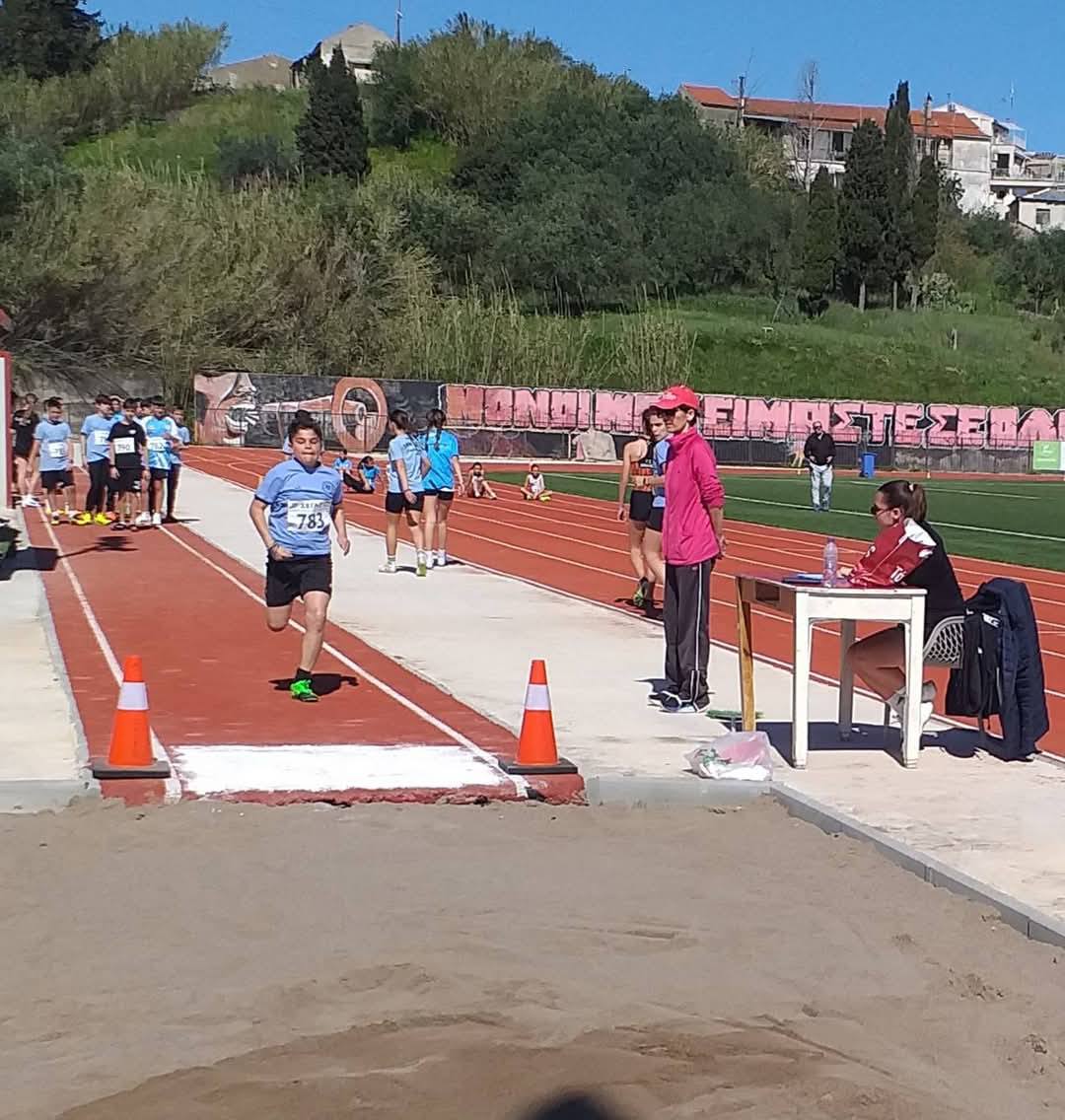 Οι πρώτοι αγώνες στίβου στο ανακαινισμένο ταρτάν του Σταδίου της Λευκίμμης