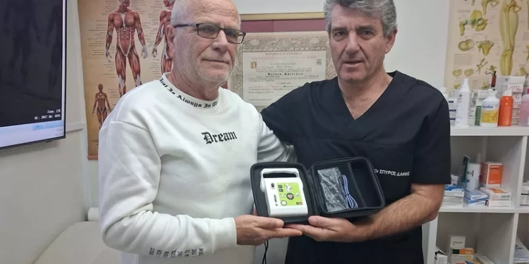 ΚΟΥΛΟΥΡΗΣ-ΔΑΦΝΗΣ