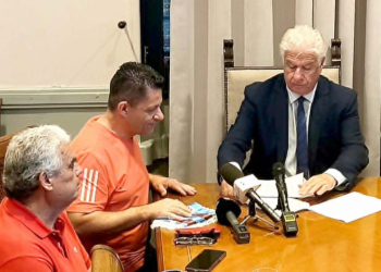 ΤΡΕΠΕΚΛΗΣ ΡΟΥΣΣΙΝΟΣ